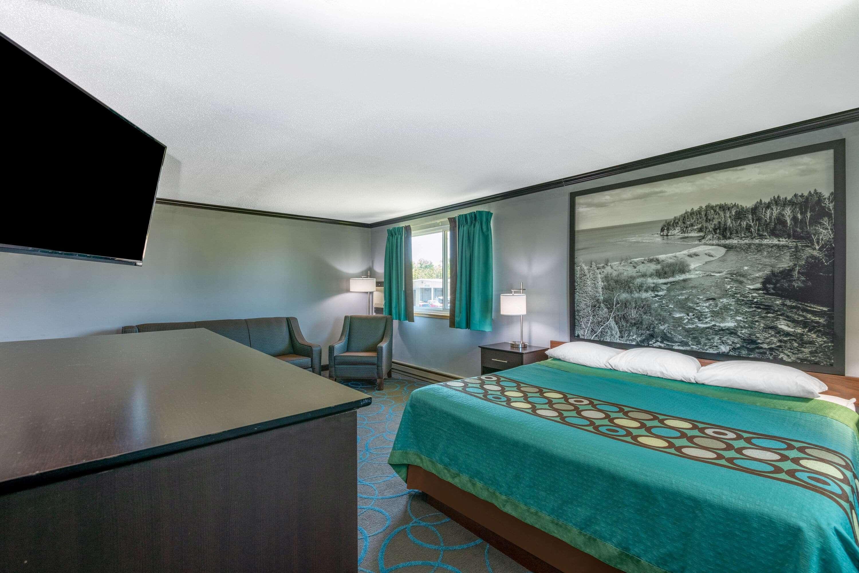 Super 8 By Wyndham Duluth Hotel Eksteriør billede